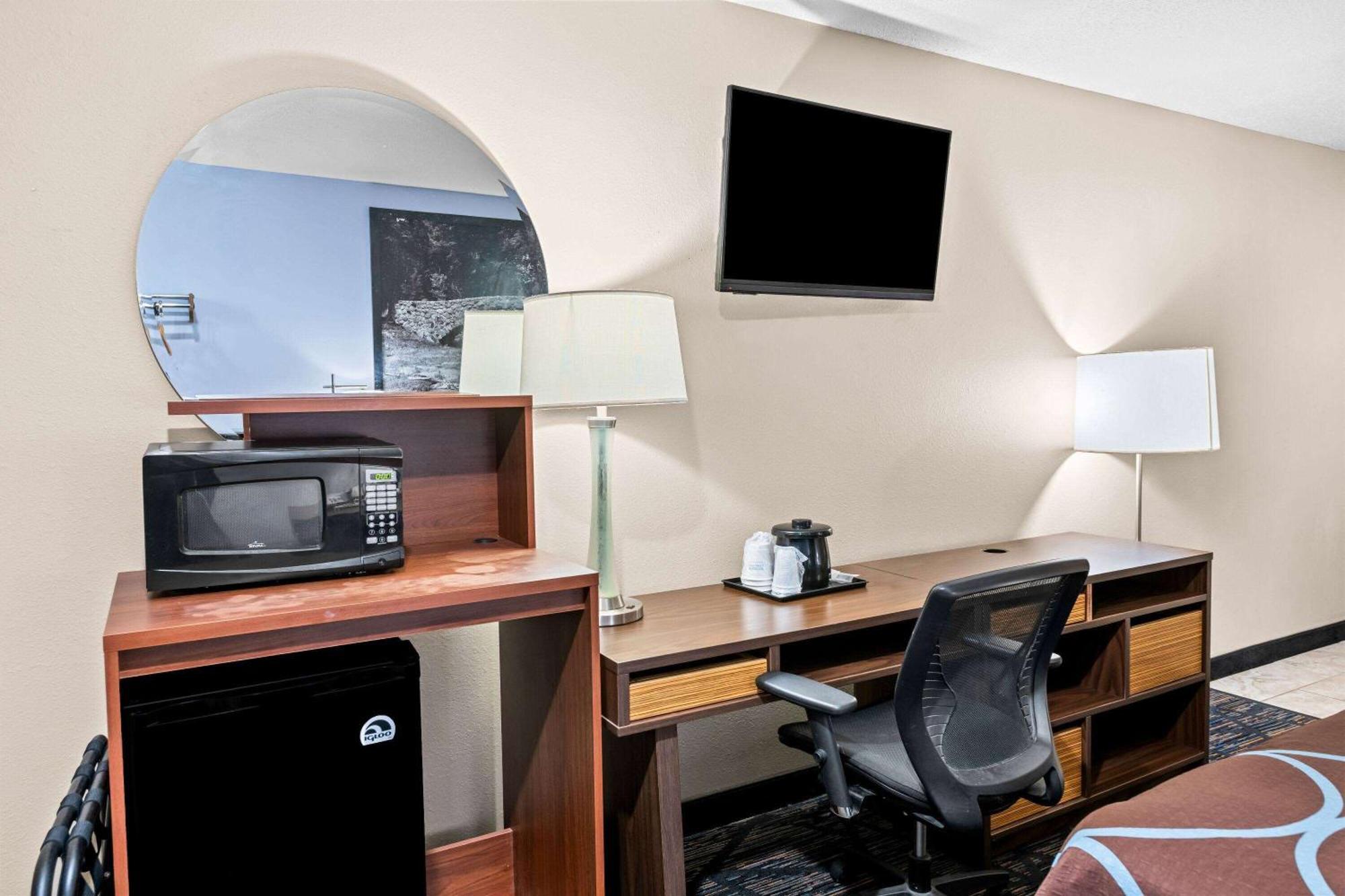 Super 8 By Wyndham Council Bluffs Ia Omaha Ne Area Motell Exteriör bild