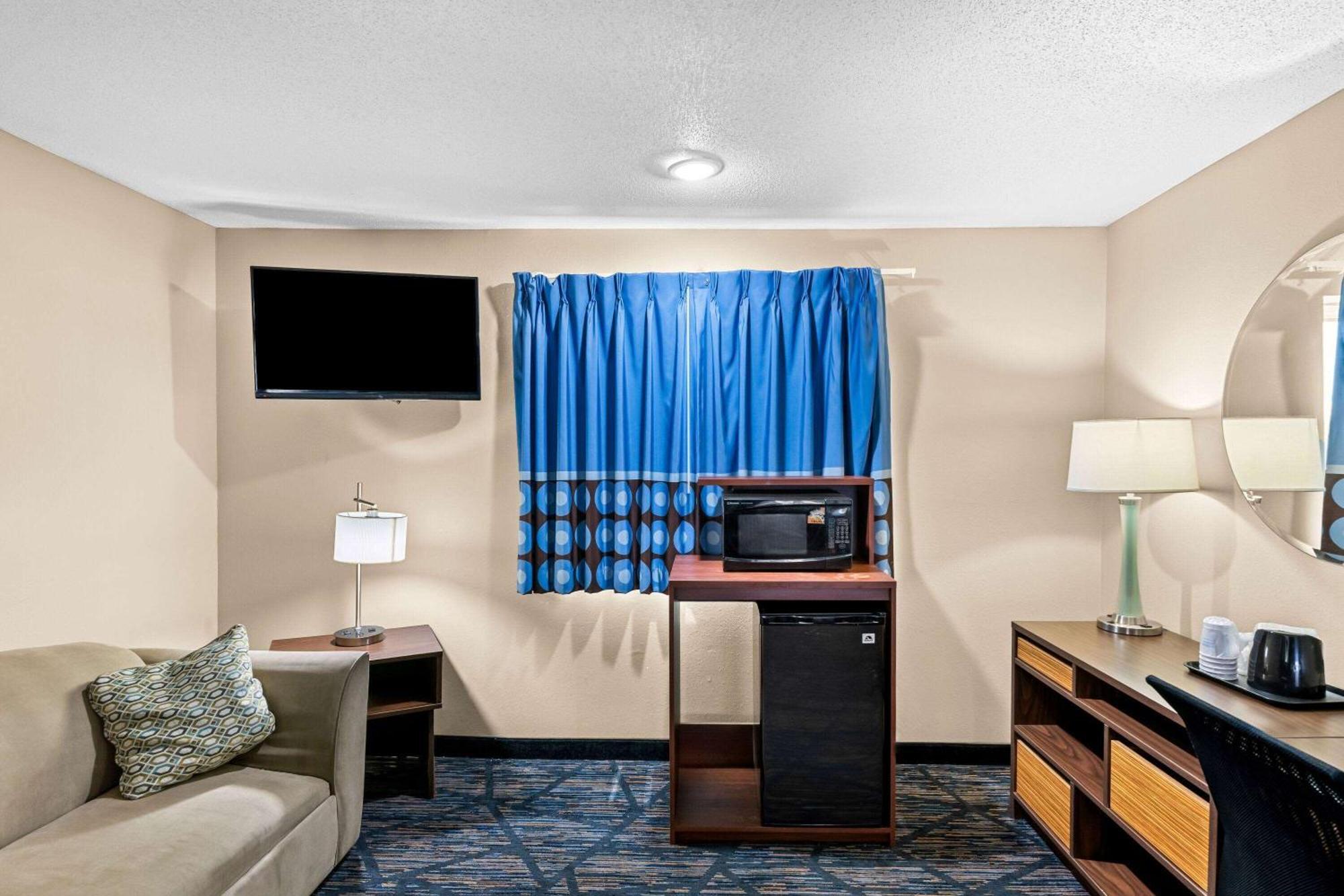 Super 8 By Wyndham Council Bluffs Ia Omaha Ne Area Motell Exteriör bild